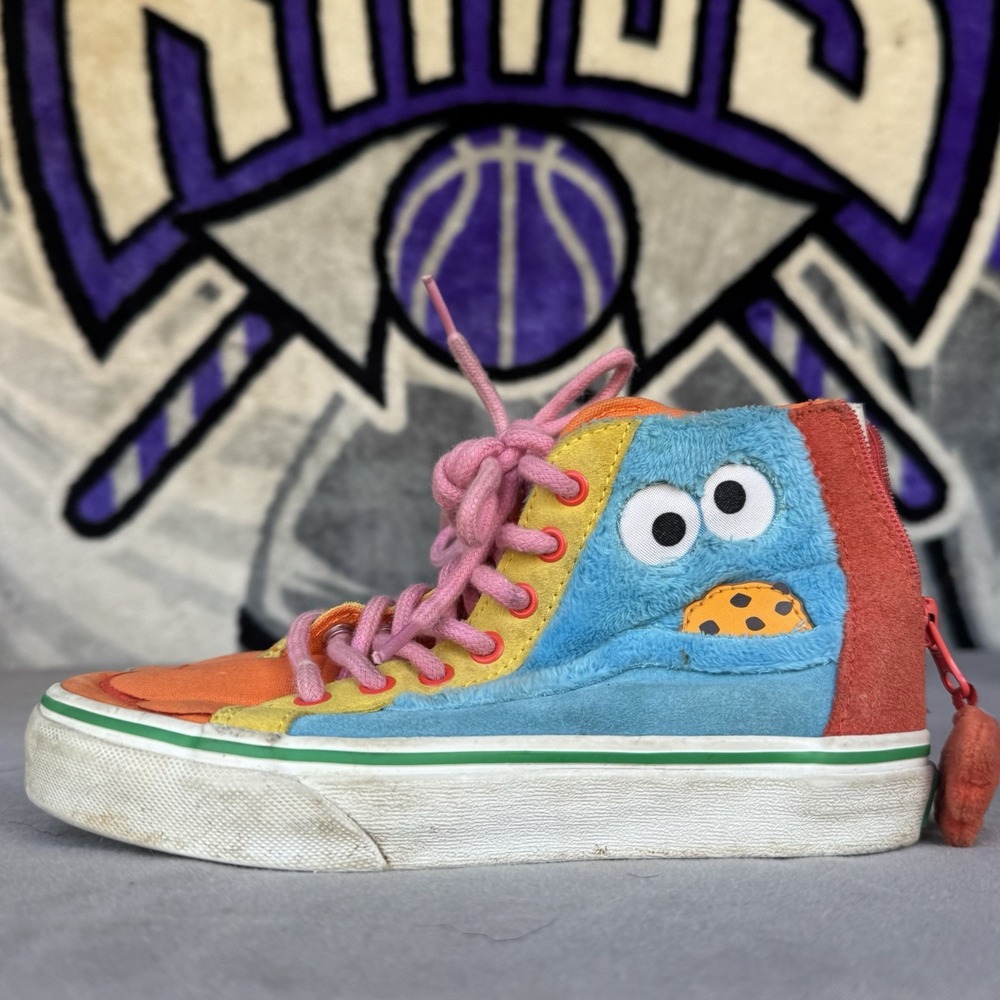 Size 2y - Vans x‎ Sesame Street Sk8-Hi Zip 'Cookie Monster' Sneakers